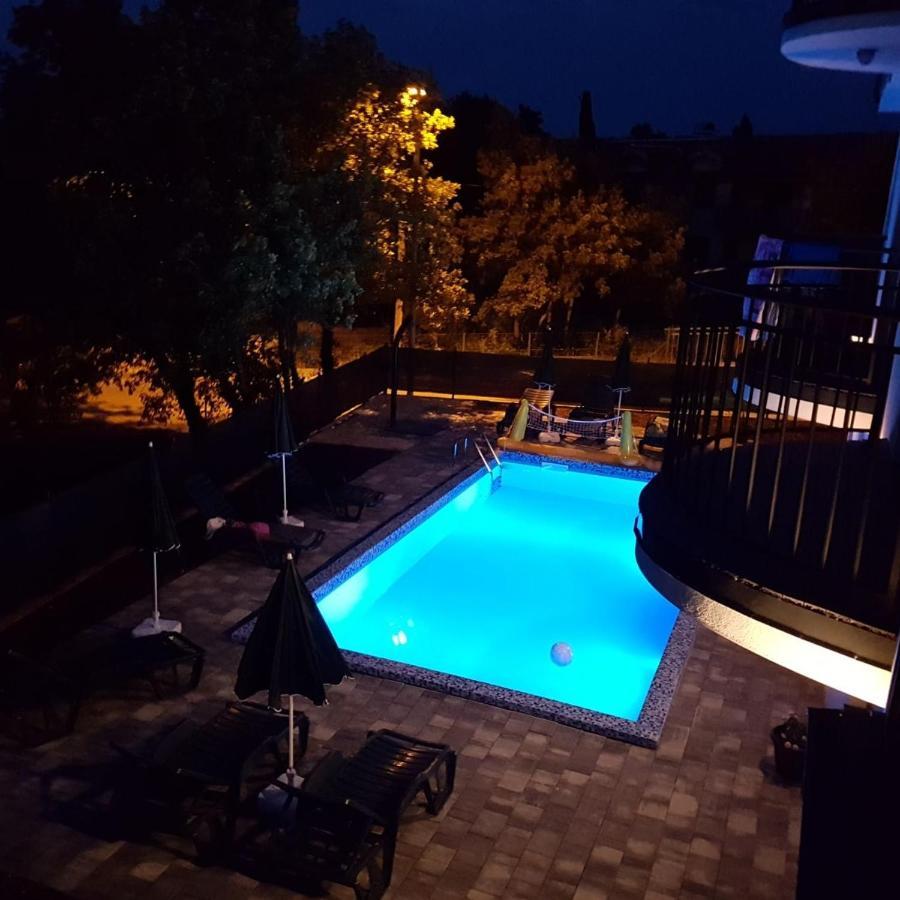 Apartmani Zaric Malinska Exteriör bild